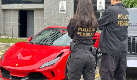 Ferrari, Porsche: veja carrões apreendidos em operação contra sindicato ligado a irmão de Lula

