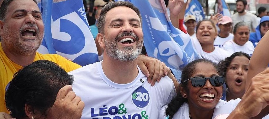 Popularidade de Léo Moraes movimenta bastidores políticos em Porto Velho
