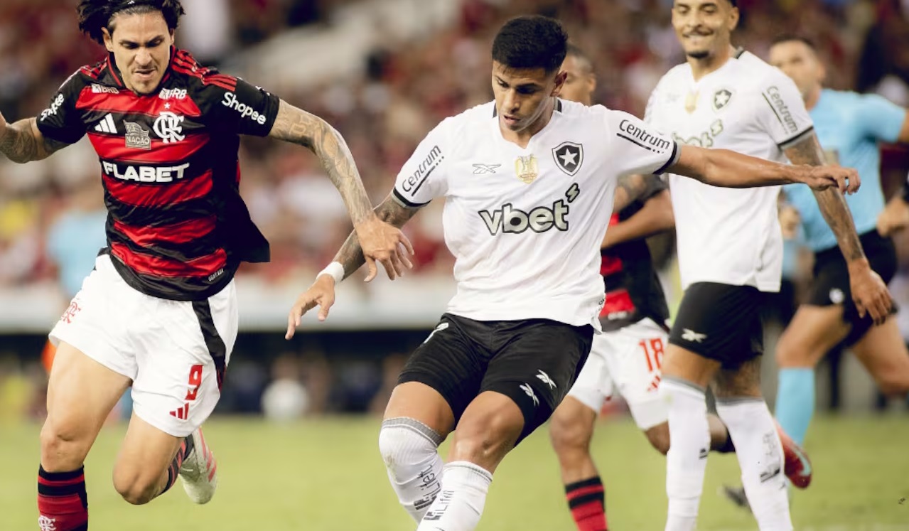 Botafogo tenta superar crise nos bastidores, e Flamengo tem 5 pendurados antes de ‘decisão’
