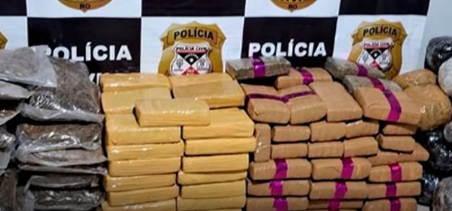 PCL e IBAMA apreendem quase 200 kg de drogas em operação no Rio Guaporé, fronteira com a Bolívia