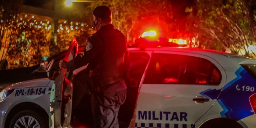 Cachaça demais, veículo roubado e polícia na cola; criminoso foi preso pela PM