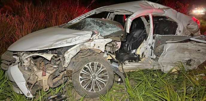 Comerciante do jaru forçou ultrapassagem e bateu a SW4 de frente com Corolla; três pessoas morreram