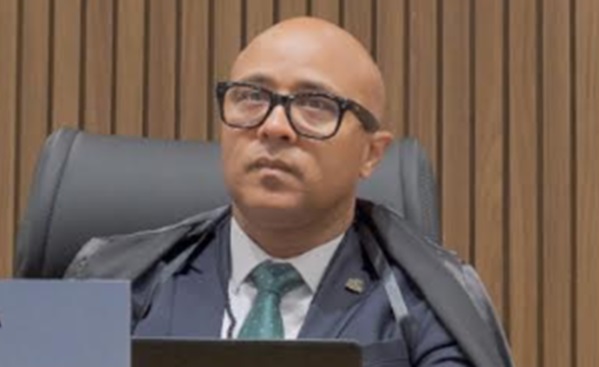 Wilber Coimbra é reconduzido à presidência do TCE-RO para o biênio 2026/27 em eleição destacada pela a unanimidade do Colégio Eleitoral