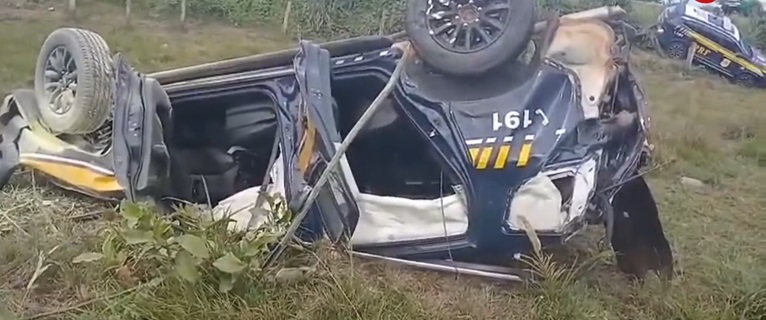 Duplo capotamento com duas viaturas da PRF em grave acidente na BR‑364 em Rondônia