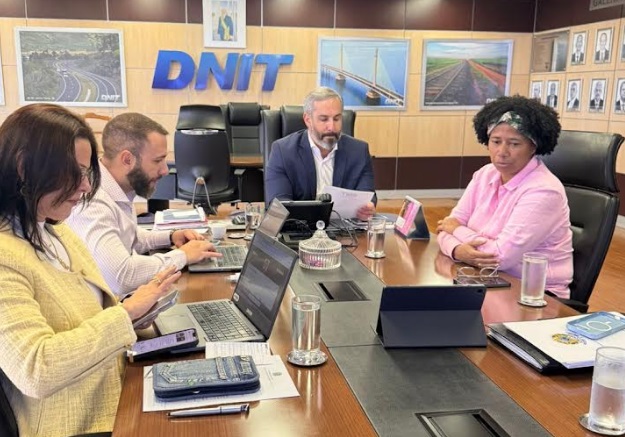 Silvia Cristina solicita ao Dnit construção de viaduto na BR-364 dando acesso ao Bairro Novo e à Estrada dos Periquitos, na capital; órgão fará estudo de viabilidade