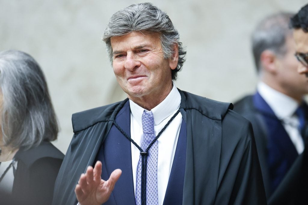 Fachin autoriza Fux a mudar para a 2ª Turma do STF