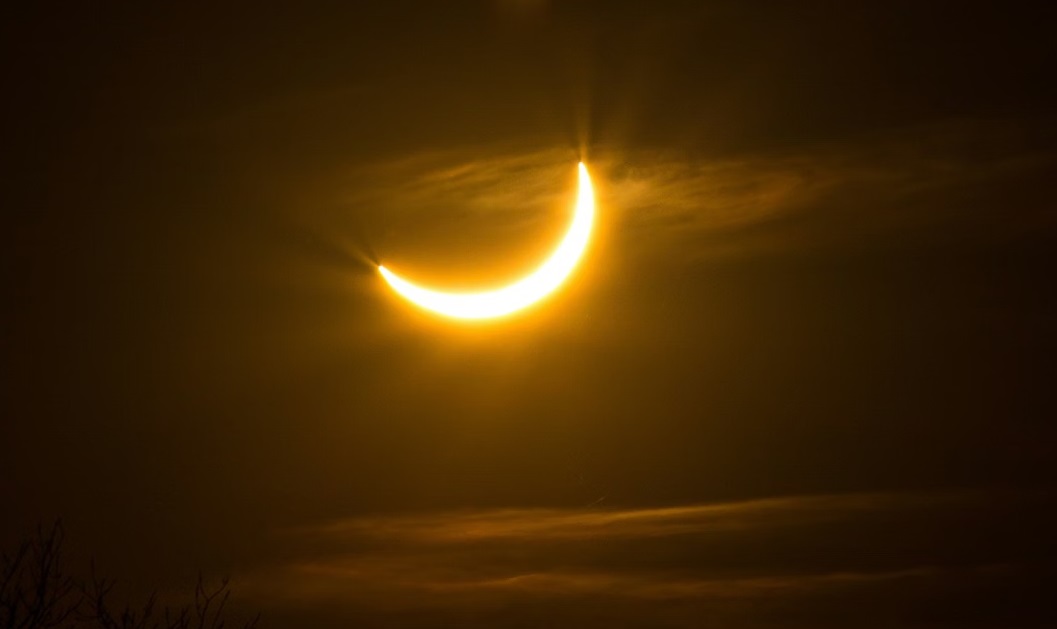 Confira a fase da Lua nesta terça-feira 28/10/2025