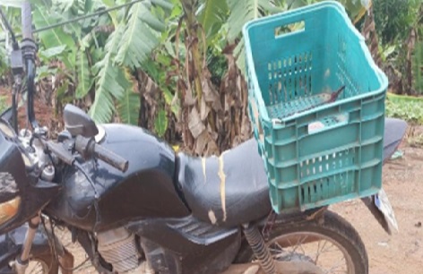 Motocicleta roubada é recuperada pelo BPTran na Estrada da Penal