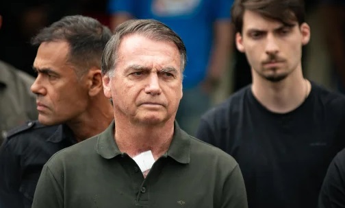 Bolsonaro acredita que será mandado para a Papuda, mas tem estratégia