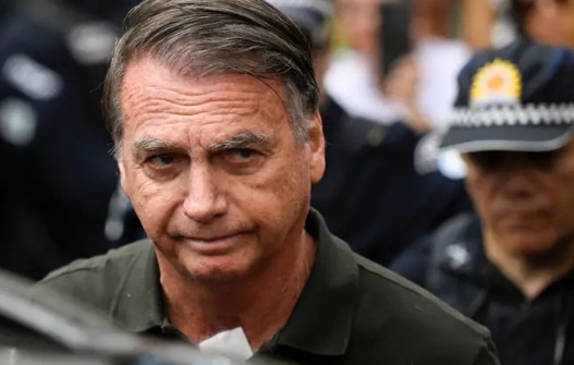 Moraes e Dino votam para rejeitar recurso de Bolsonaro: o que acontece agora?