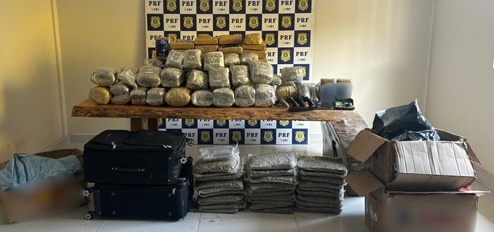 PRF apreende mais de 150 kg de drogas e quatro armas de fogo em Pimenta Bueno