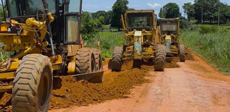 Melhorias na RO-383, que liga o município de Cacoal a Espigão, é realizada pelo governo de RO