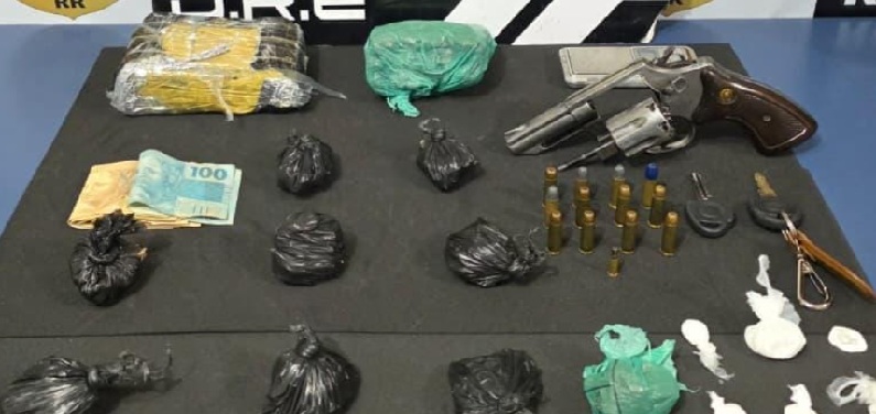 Armas, drogas e munições são apreendidas durante operação de combate ao tráfico e crime organizado
