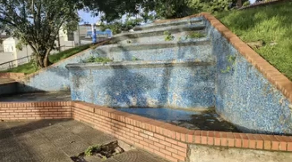 Pça. Marechal Rondon, em Porto Velho, é histórico retrato de abandono da pior capital do Brasil; já  teve peixes e cascata