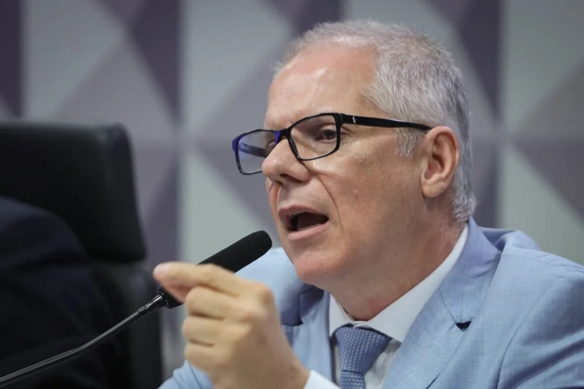 PF diz que ex-presidente do INSS recebia R$ 250 mil de propina por mês