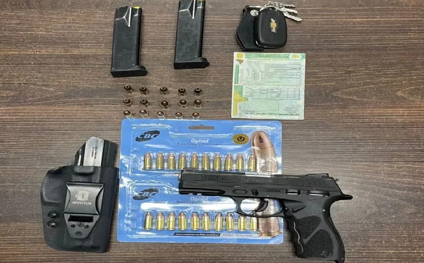 Operação conjunta prende criminosos por porte ilegal de arma de fogo de uso restrito e tráfico de drogas