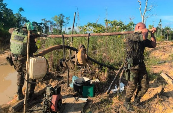 PM fecha garimpo ilegal na área da Hidrlétrica Santo Antônio