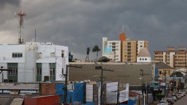 Domingo com previsão de chuvas à tarde em Porto Velho
