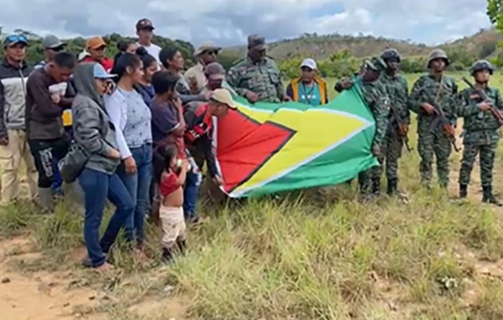 Guiana prende mais de 30 pessoas por garimpo ilegal na fronteira com o Brasil