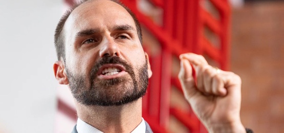 Eduardo Bolsonaro reage à redução de 10% em tarifas dos EUA ao Brasil