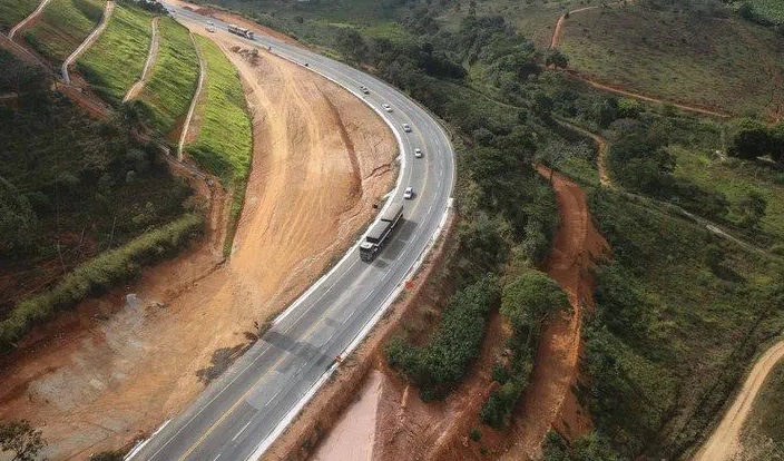 Estradas vicinais sobrecarregam municípios e ampliam desigualdade na infraestrutura viária em Rondônia