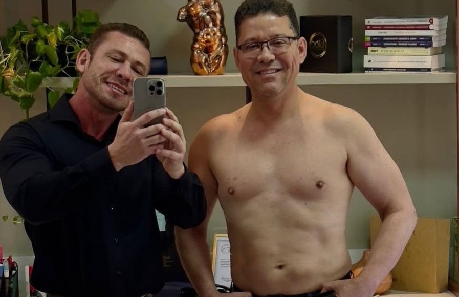 CONDUTA E 'EXPOSIÇÃO' INUSITADA - Rocha despreza nutricionista do SUS, contrata nutrólogo e viraliza com “abdômen trincado”
