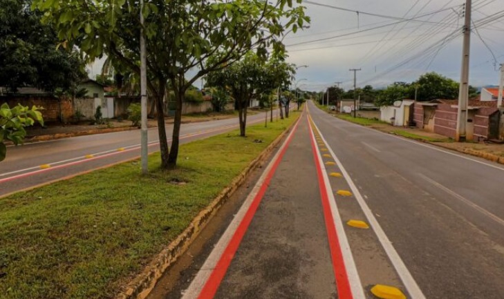Construção de pista de caminhada na RO-010 reforça segurança e mobilidade em Mirante da Serra