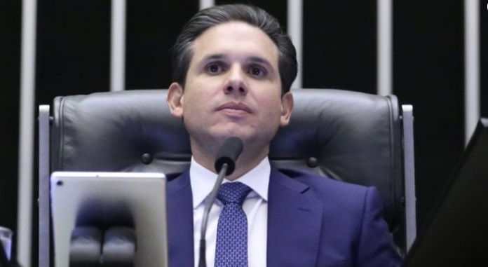 Motta barra emendas que enquadram facções como terrorismo