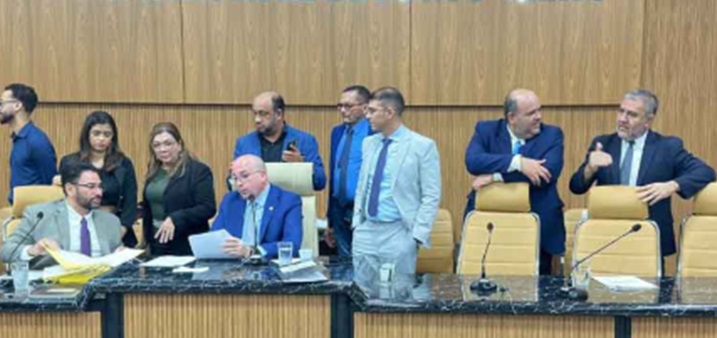 Vereadores trocam bate-boca e geram “climão” durante sessão na capital rondoniense; Combate no 'combate'