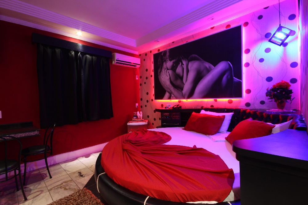 Briga em motel termina com homem morto a facadas em Porto Velho