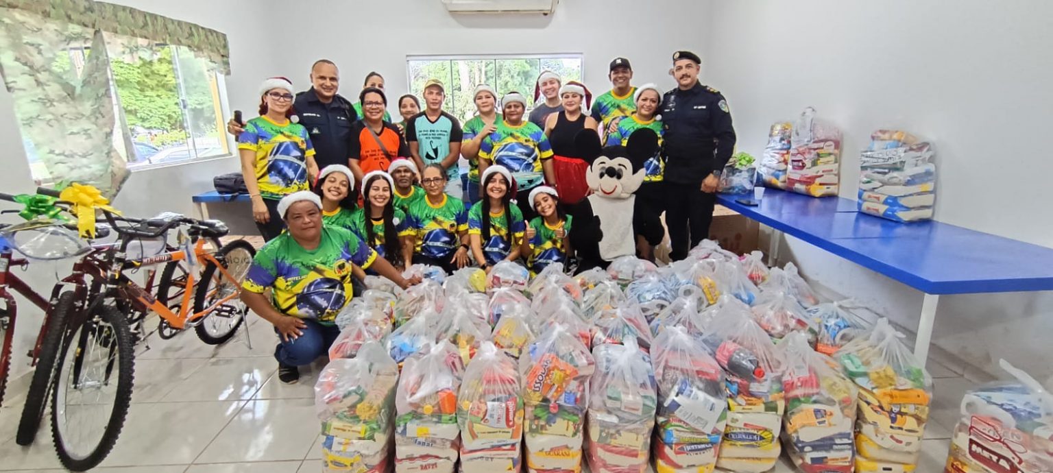 PM SOLIDÁRIA - Ação “Adote uma Cartinha” do 9º BPM leva alegria e solidariedade a mais de 200 famílias na Zona Sul

