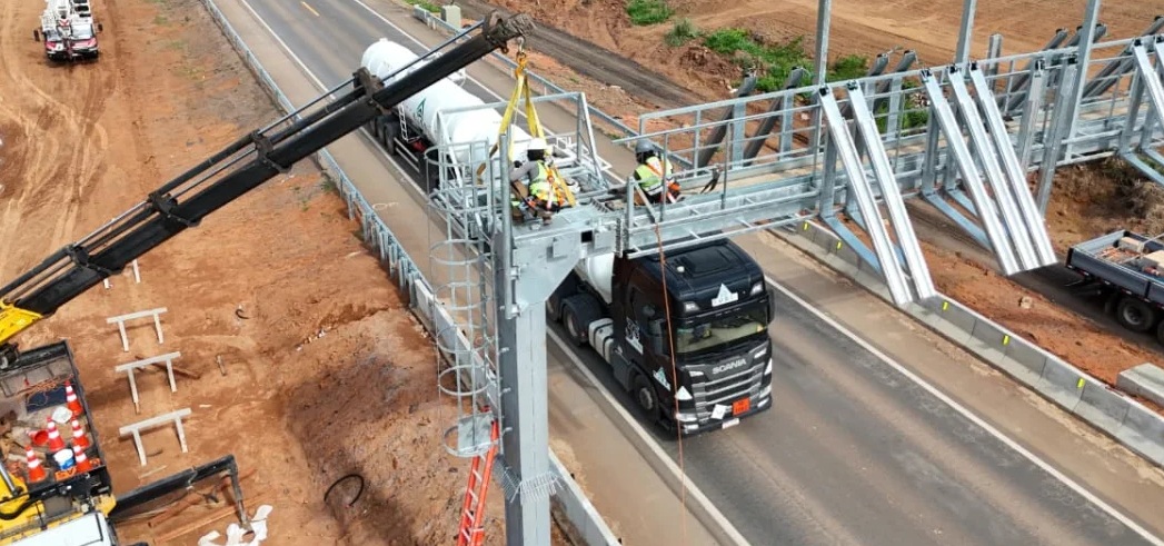 Pedágio polêmico e tráfego travado impactam motoristas na BR-364 em Rondônia