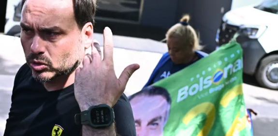 A nova intervenção médica planejada para deter as crises de soluço de Bolsonaro