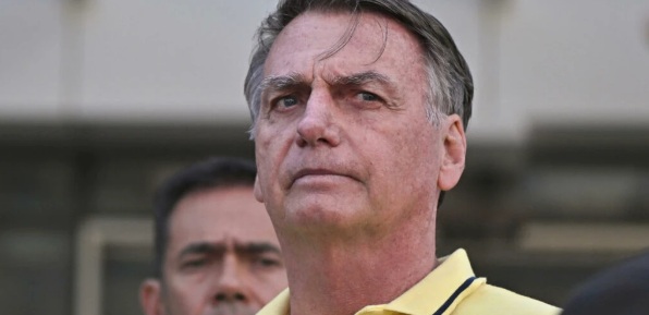 Moraes nega novo pedido de prisão domiciliar para Bolsonaro