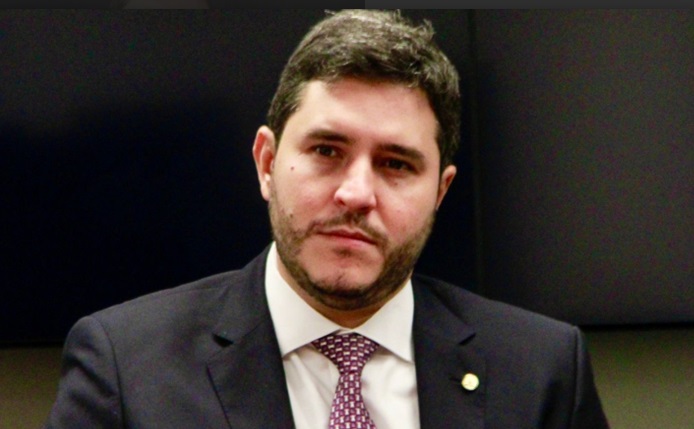 Até Maurício Carvalho está de olho e pode entrar na disputa pelo governo de Rondônia em 2026