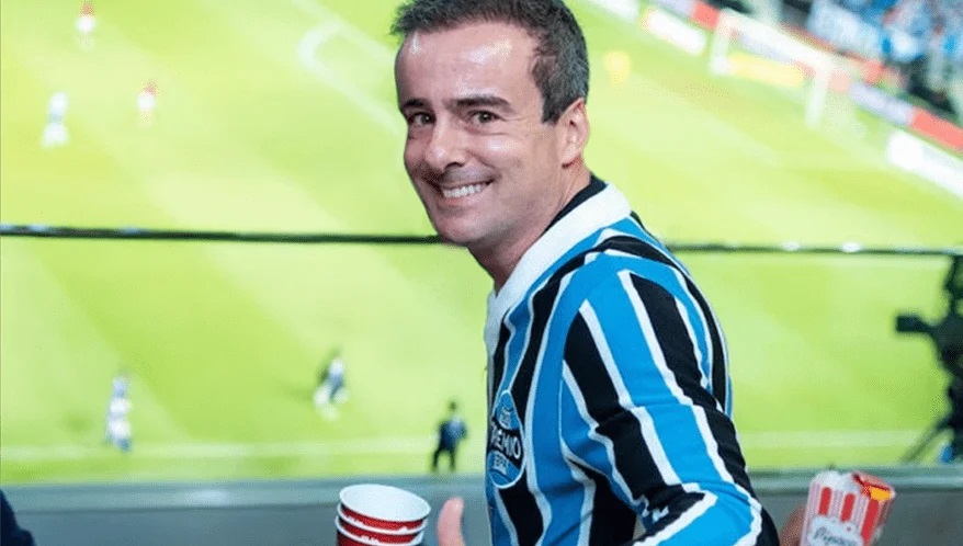 NEM MAGISTRADA ESCAPA -  Ex-assessor de ministro do STF é preso por crime de stalker contra esposa de juíza