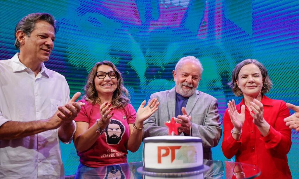 Lula fez 11 repasses ao PT no ano passado; confira os valores