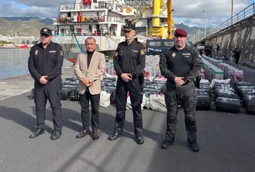 Espanha realiza maior apreensão de cocaína em alto-mar: quase 10 toneladas vindas do Brasil