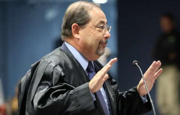 Novo recurso da defesa de Bolsonaro no STF aponta “erro judiciário” e busca reverter a condenação