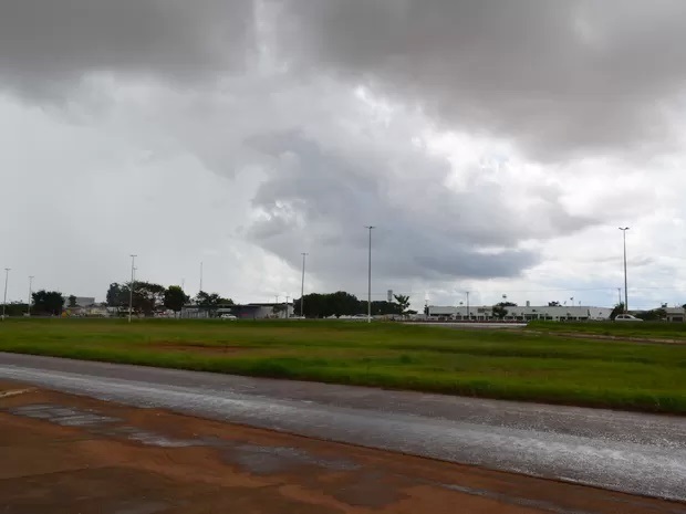 Céu nublado e possibilidade de chuvas marcam quarta-feira em Rondônia; Alerta Amarelo em Porto Velho