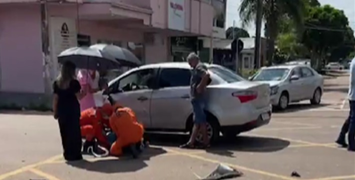 Motociclista de 40 anos invade preferencial e sofre grave acidente na avenida abunã, na Capital