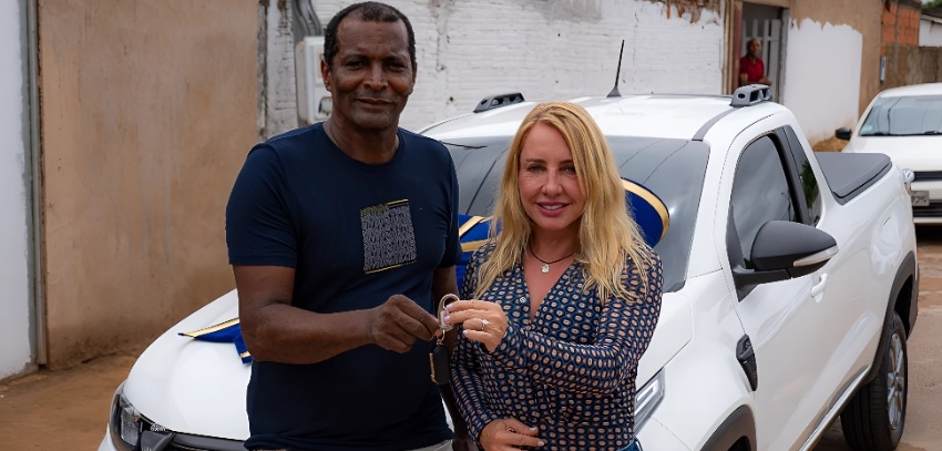 Ieda Chaves destina recurso para veículo da Associação Vaso de Alabastro em Porto Velho