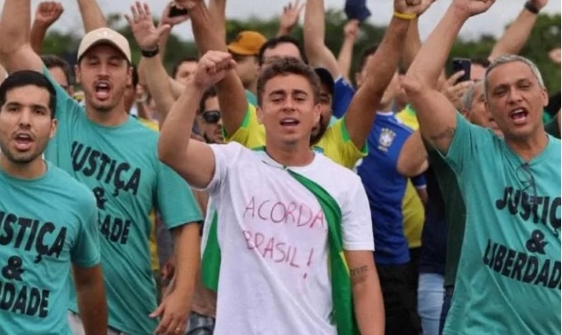 Petistas acionam PRF para suspender caminhada de Nikolas Ferreira