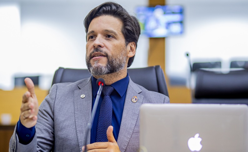 Camargo defende produtores rurais na venda de gado em pé