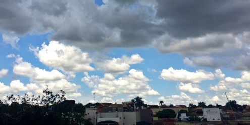 Previsão de céu nublado com eventuais pancadas de chuva em Rondônia e temperaturas entre 24º e 30º