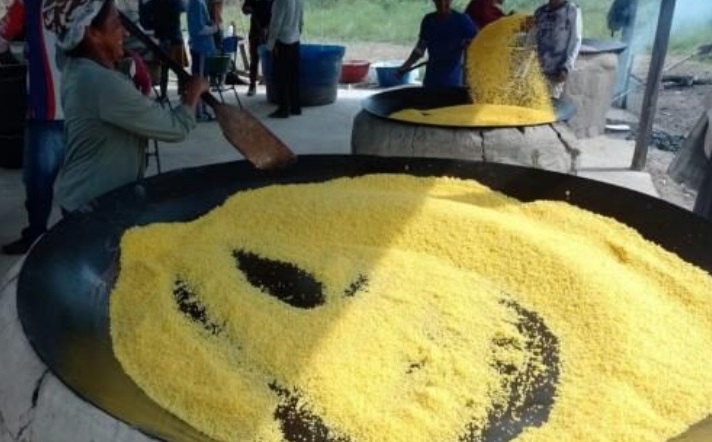 Projeto analisa produção e herança cultural da farinha de mandioca em Barreirinha