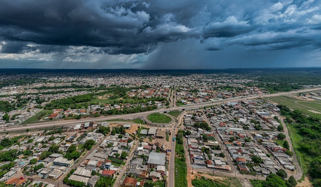 Sábado deve ser de sol e possibilidade de chuva rápida em Rondônia