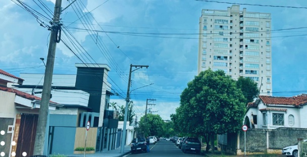 Domingo de tempo fechado em Rondônia, com Porto Velho sob pancadas de chuvas espalhadas
