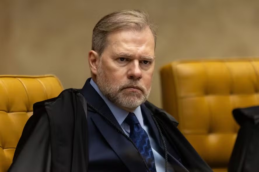 Toffoli diz a Fachin ser sócio de empresa da família e ter declarado ganhos