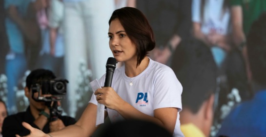 Michelle sobre evangélicos enlatados na Sapucaí: “Escárnio”